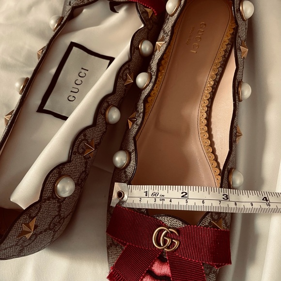 GUCCI Brand new, never worn, no box.
Only dust bag - Picture 7 of 7